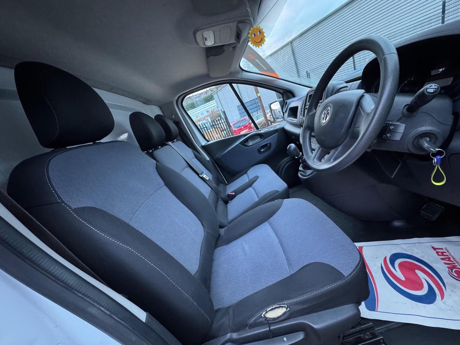 Used Vauxhall Vivaro 2017 for sale - 76936316: Photo 12