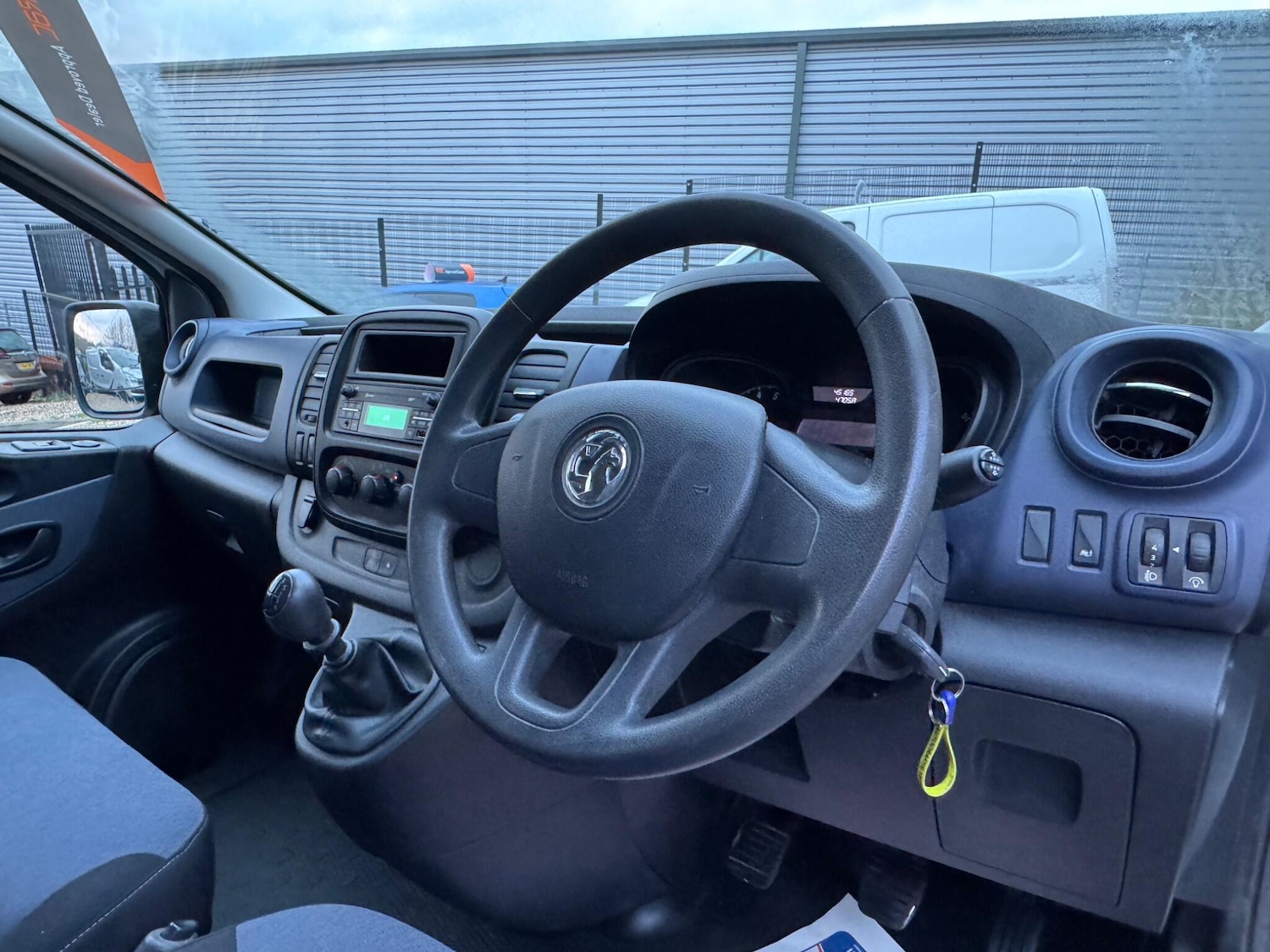 Used Vauxhall Vivaro 2017 for sale - 76936316: Photo 14