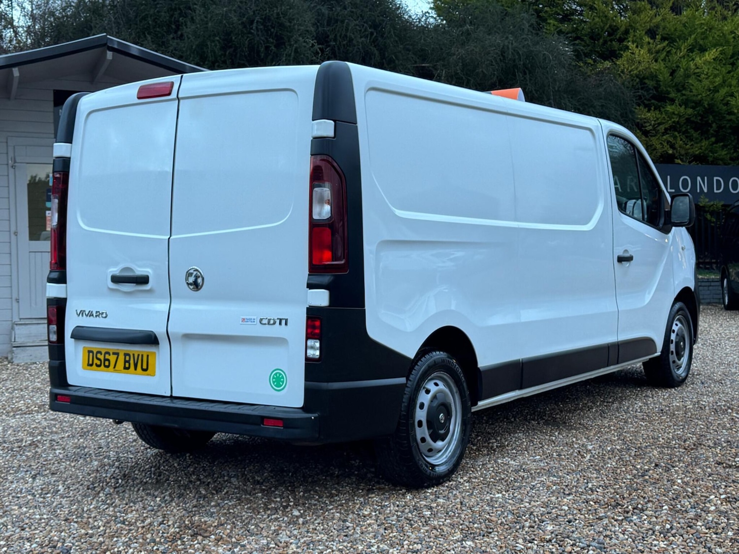 Used Vauxhall Vivaro 2017 for sale - 76936316: Photo 6