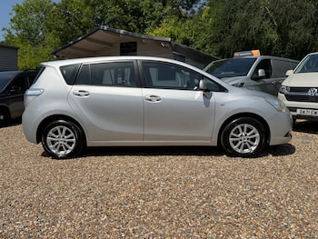 Used Toyota Verso 2011 for sale - 79132393: Photo
