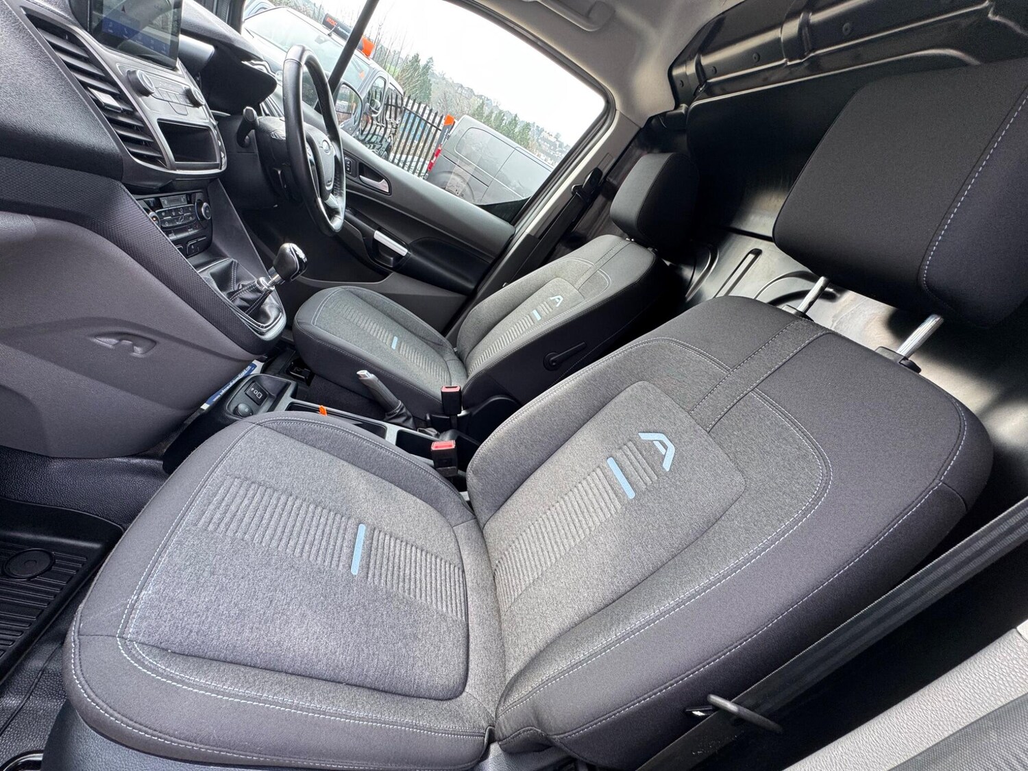 Used Ford Transit Connect 2023 for sale - 77993025: Photo 19