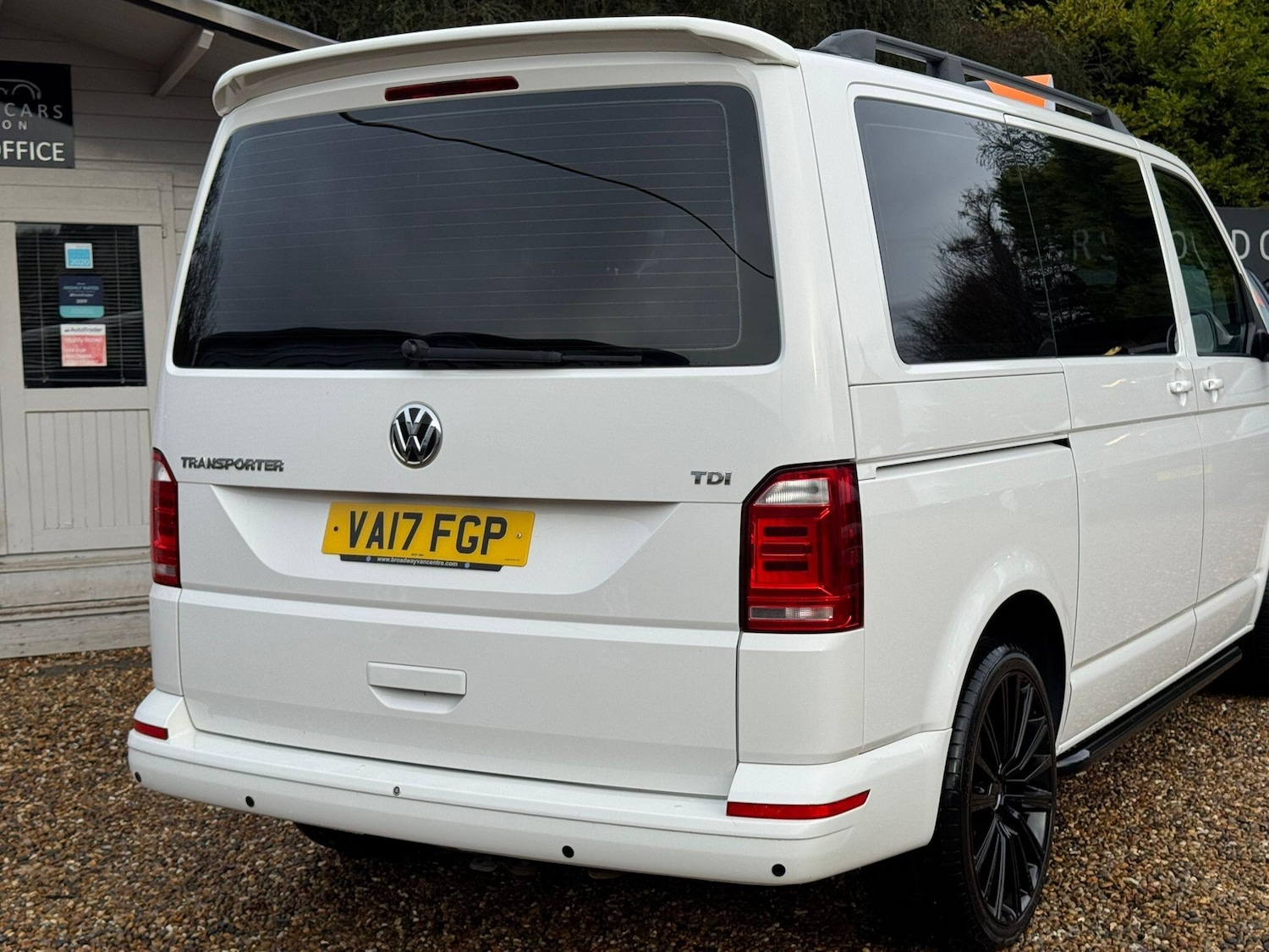 Used Volkswagen Transporter Shuttle 2017 for sale - 77478519: Photo 8