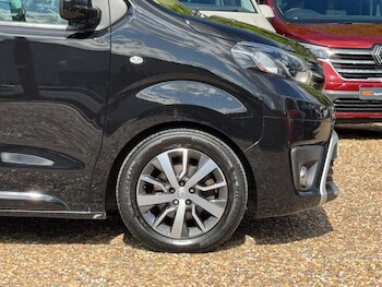 Used Toyota PROACE CITY Verso 2017 for sale - 78854869: Photo