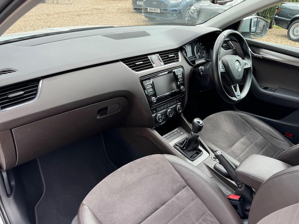 Used Skoda Octavia 2015 for sale - 76283840: Photo 19