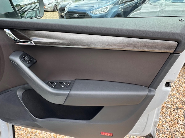 Used Skoda Octavia 2015 for sale - 76283840: Photo 30