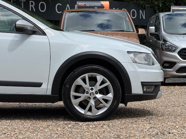 Used Skoda Octavia 2015 for sale - 76283840: Photo 5