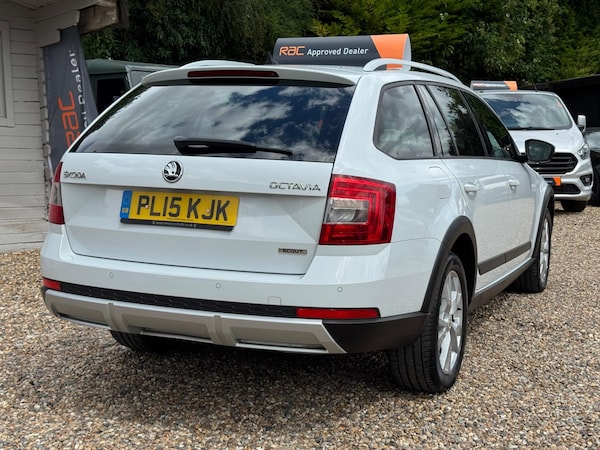 Used Skoda Octavia 2015 for sale - 76283840: Photo 7