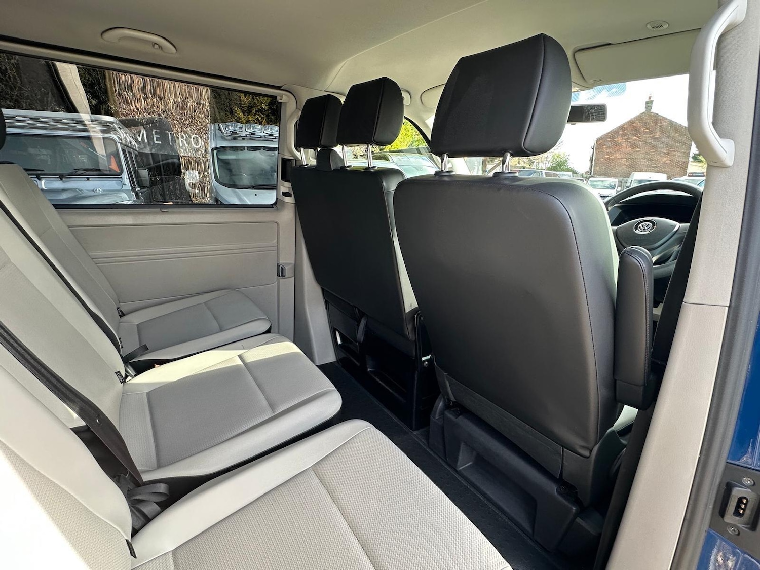 Used Volkswagen Transporter Shuttle 2016 for sale - 77598060: Photo 12