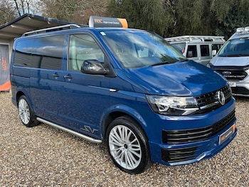 Used Volkswagen Transporter Shuttle 2016 for sale - 77598060: Photo