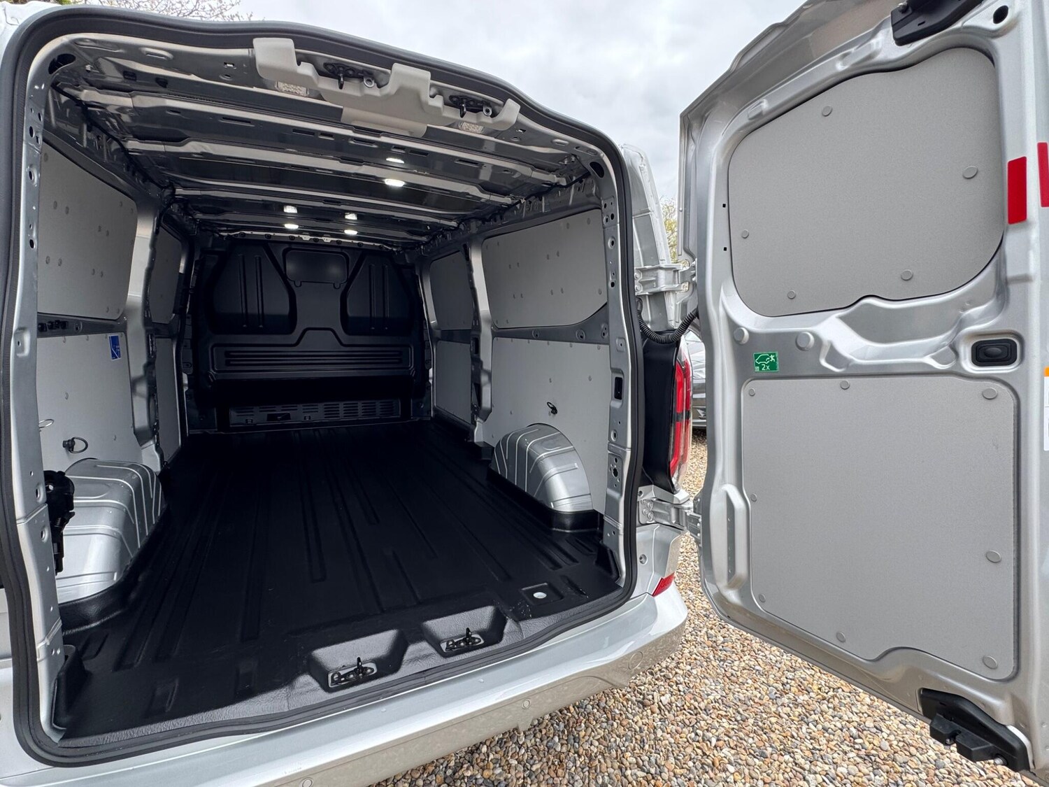 Used Ford Transit Custom 2024 for sale - 78100436: Photo 40