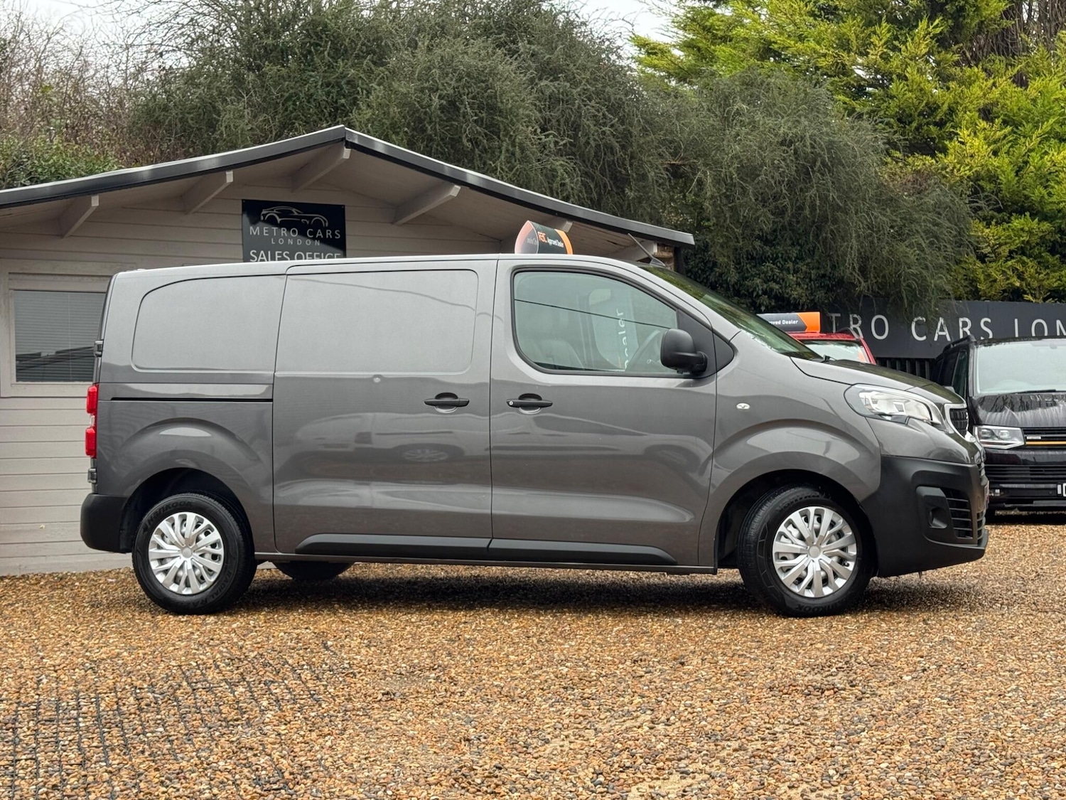 Used Peugeot Expert 2019 for sale - 76728171: Photo 2
