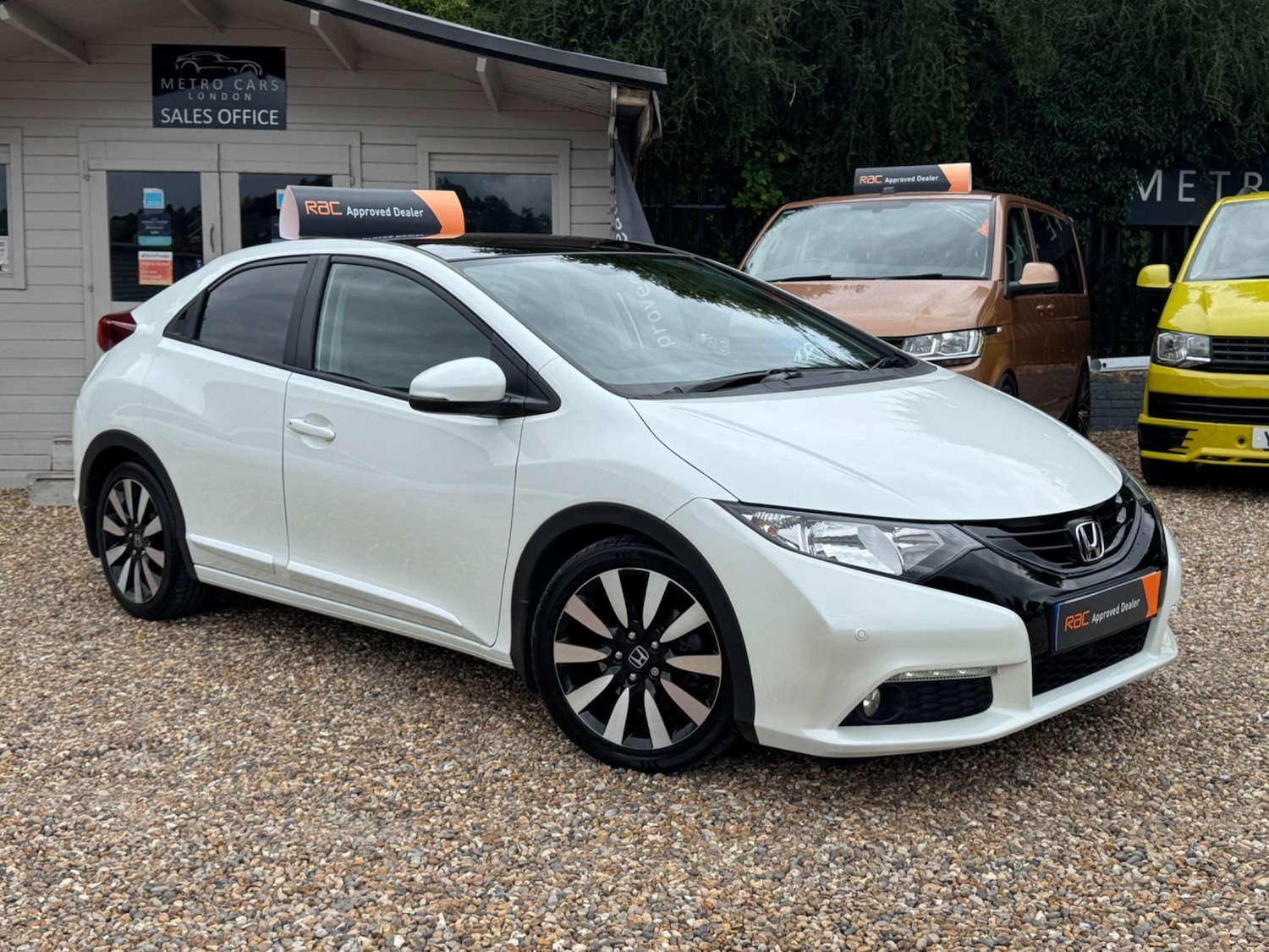 Used Honda Civic 2014 for sale - 76592929: Photo 1