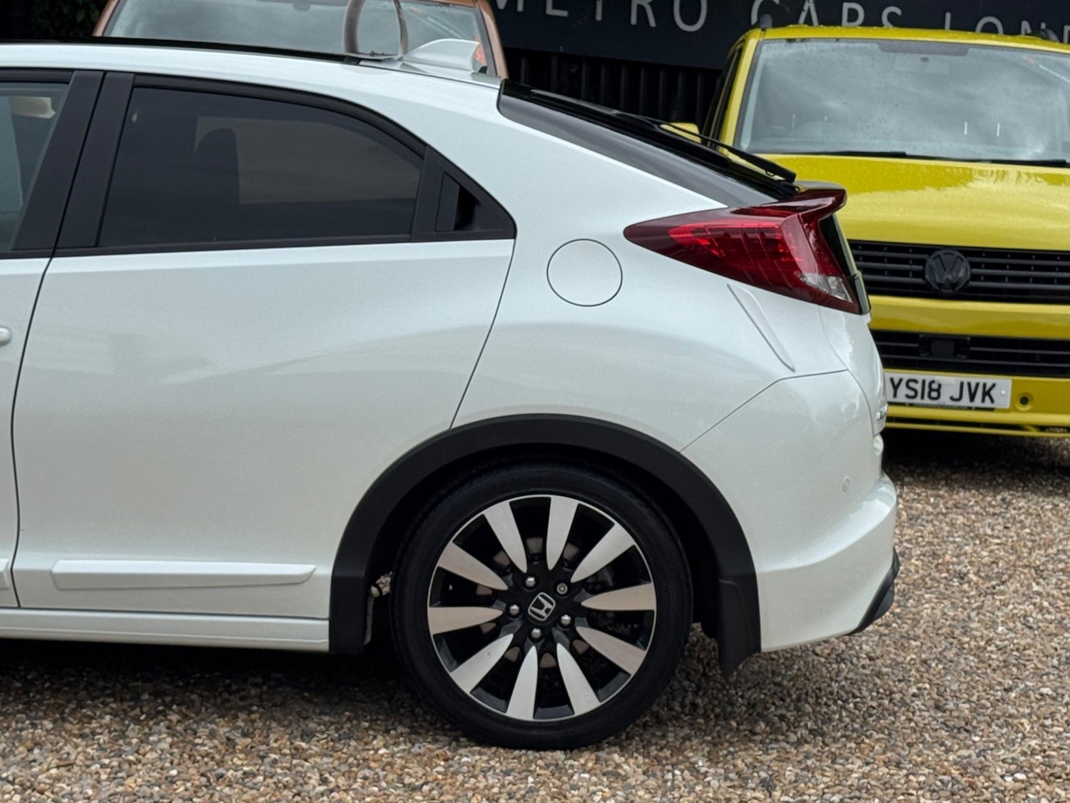 Used Honda Civic 2014 for sale - 76592929: Photo 10