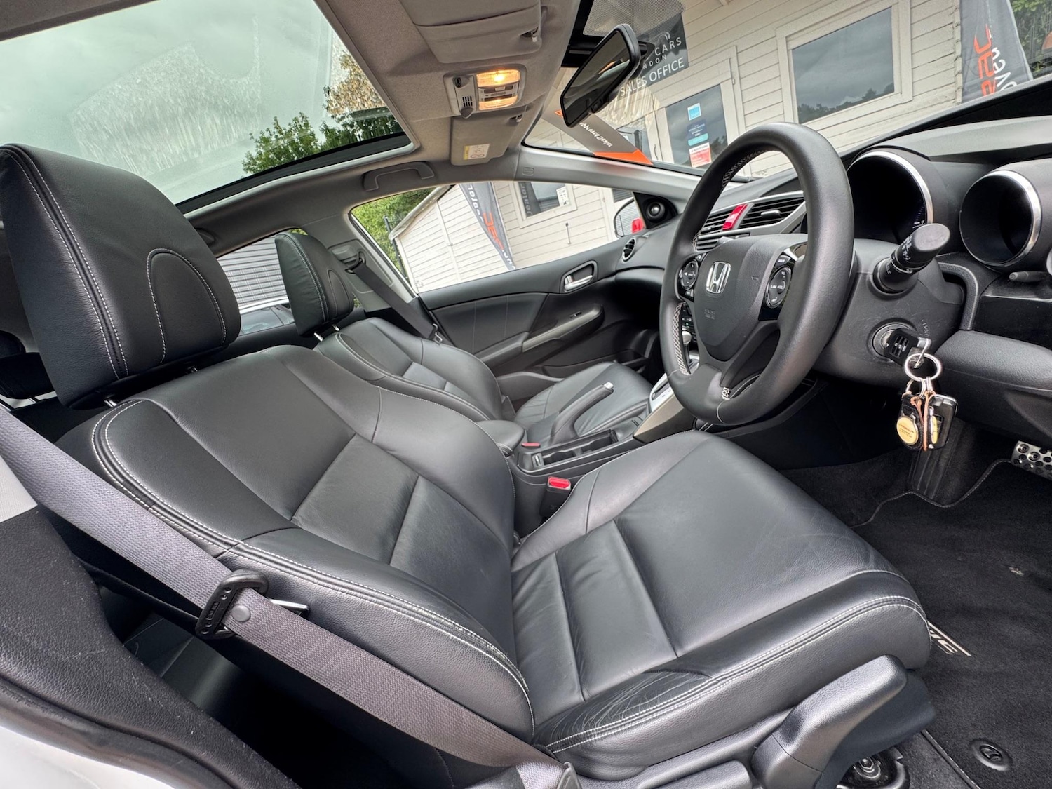 Used Honda Civic 2014 for sale - 76592929: Photo 13