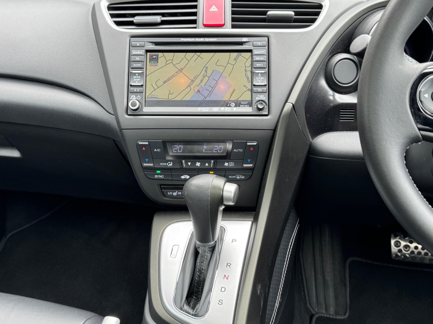 Used Honda Civic 2014 for sale - 76592929: Photo 21