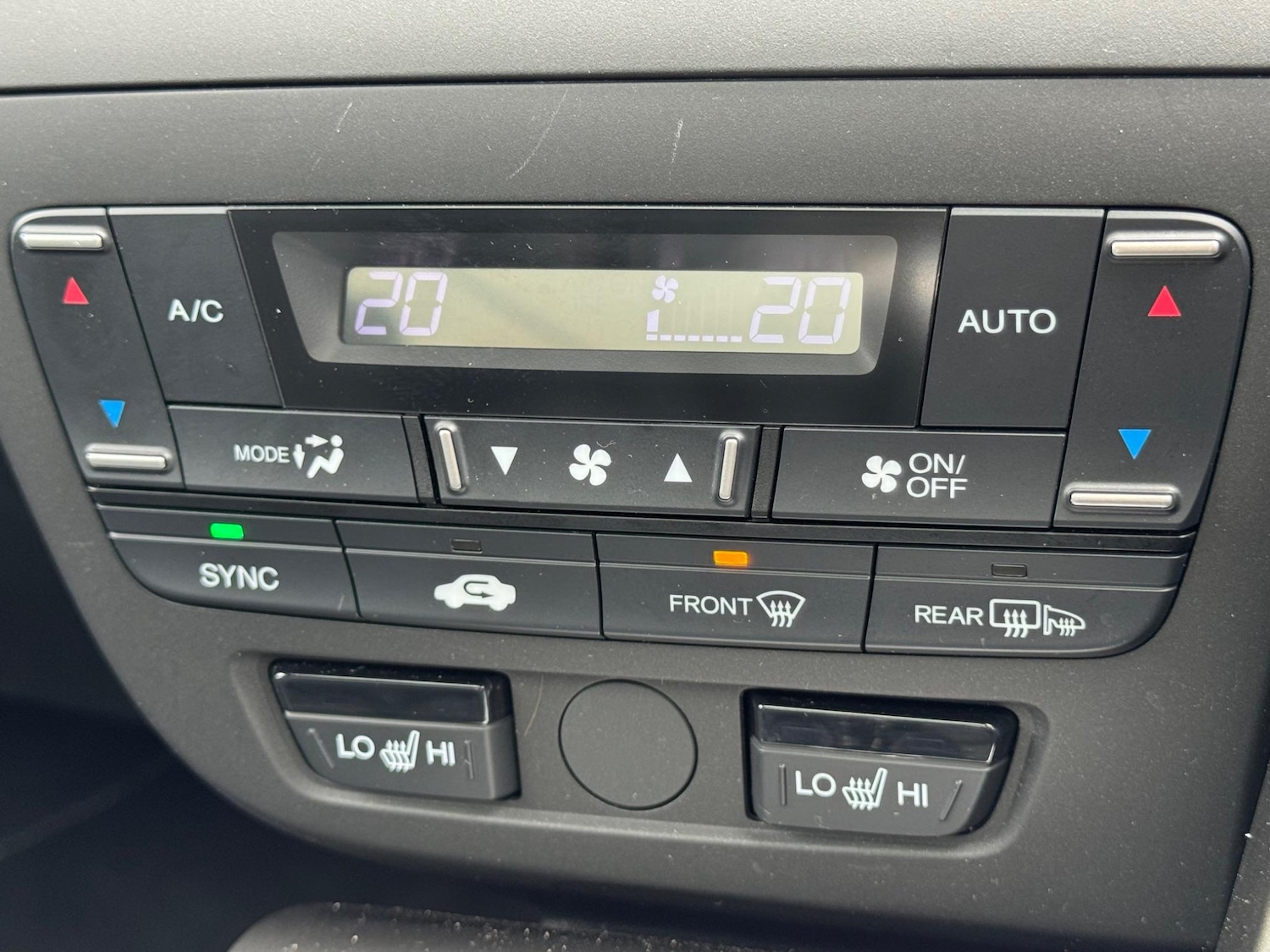 Used Honda Civic 2014 for sale - 76592929: Photo 24