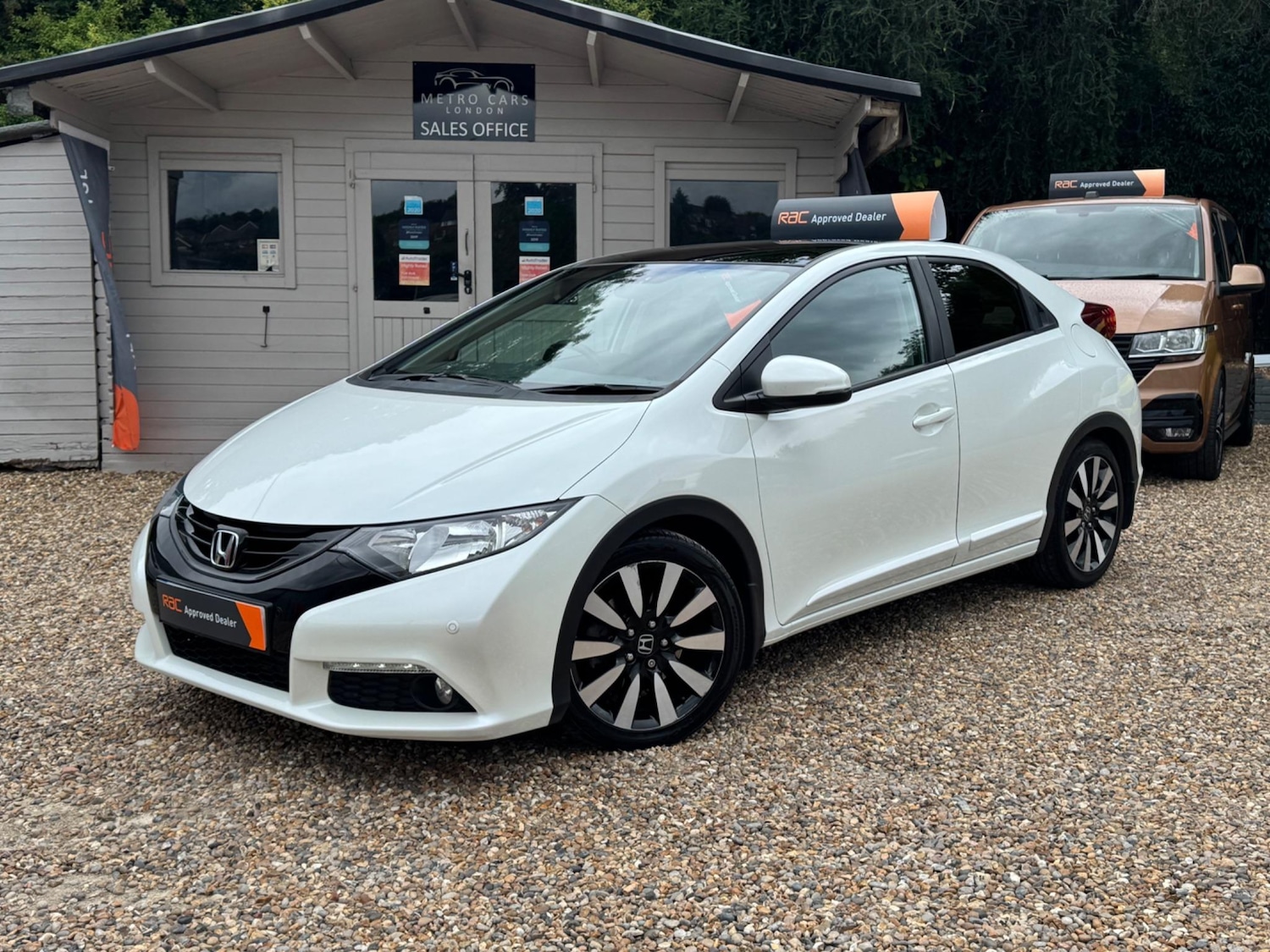 Used Honda Civic 2014 for sale - 76592929: Photo 6