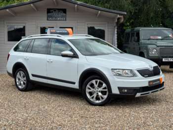 2015 (15) - 2.0 TDI Scout 4WD Euro 6 (s/s) 5dr