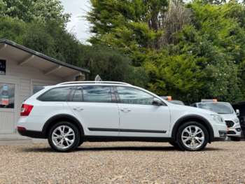 Used Skoda Octavia 2015 for sale - 75051921: Photo