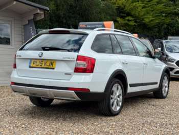 Used Skoda Octavia 2015 for sale - 75051921: Photo