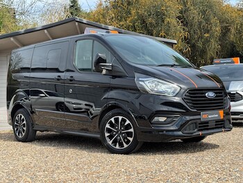 Used Ford Tourneo Custom 2019 for sale - 78260565: Photo