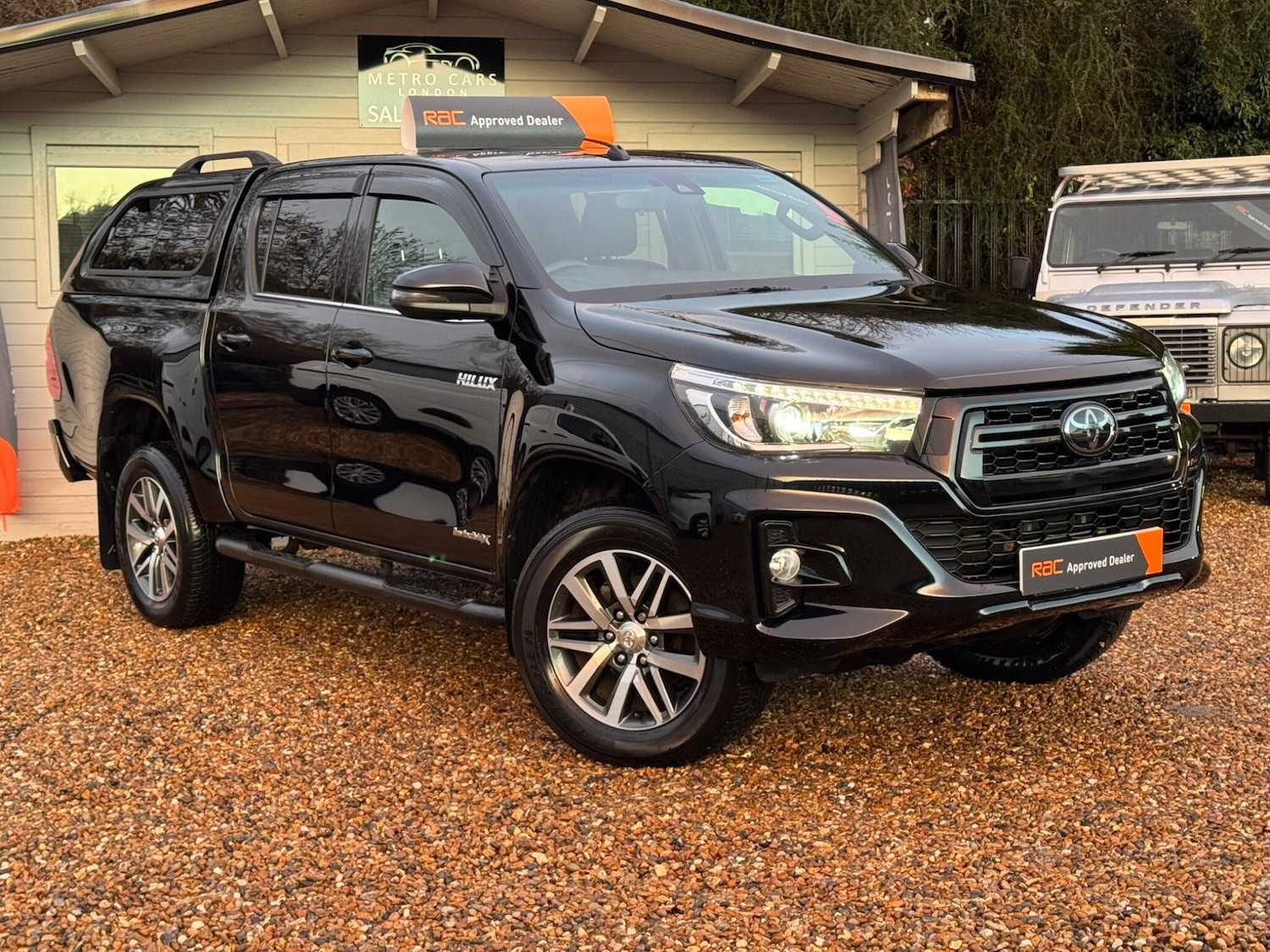 Used Toyota Hilux 2020 for sale - 76823648: Photo 1