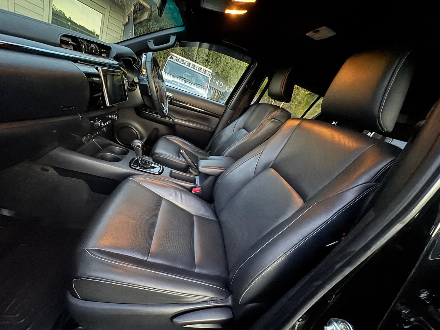 Used Toyota Hilux 2020 for sale - 76823648: Photo 16