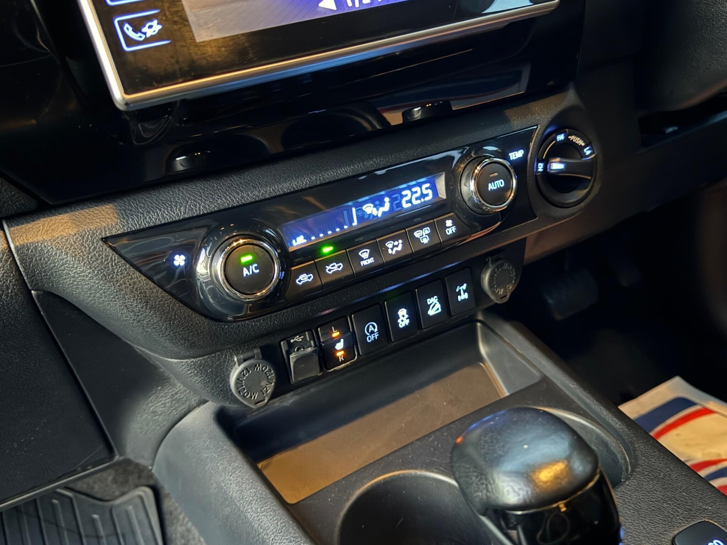 Used Toyota Hilux 2020 for sale - 76823648: Photo 24