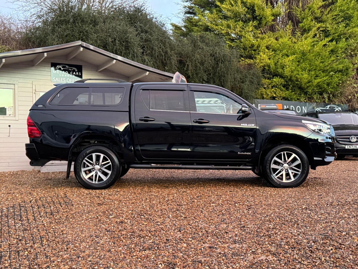 Used Toyota Hilux 2020 for sale - 76823648: Photo 3