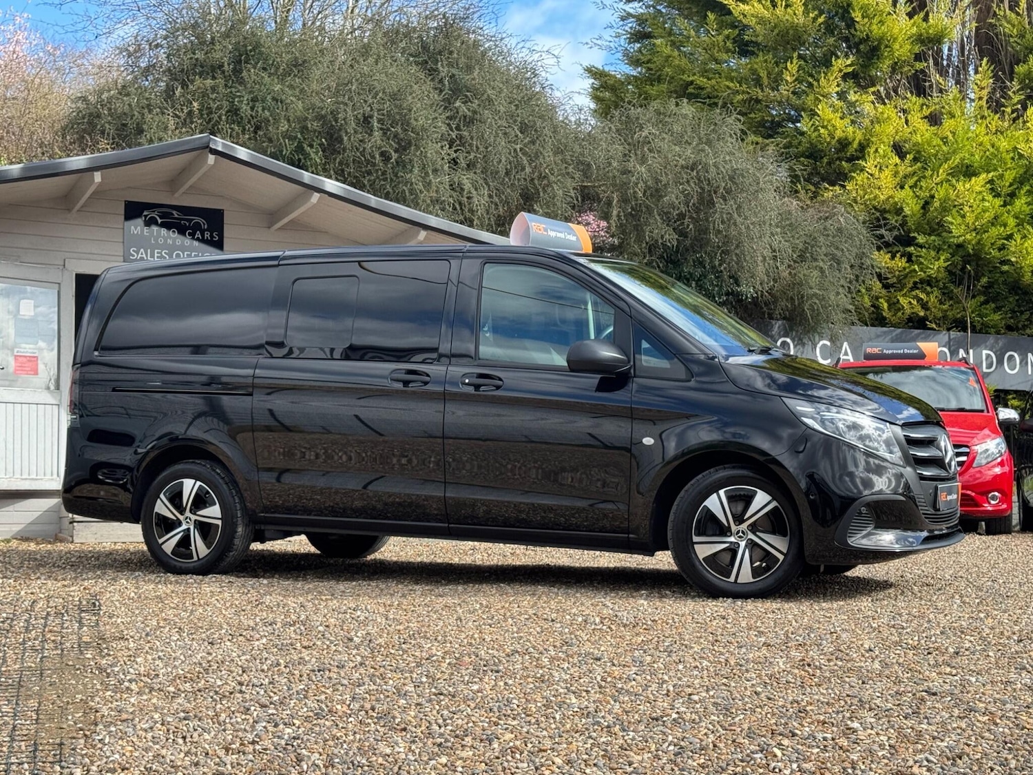 Used Mercedes-Benz Vito 2024 for sale - 77839558: Photo 2