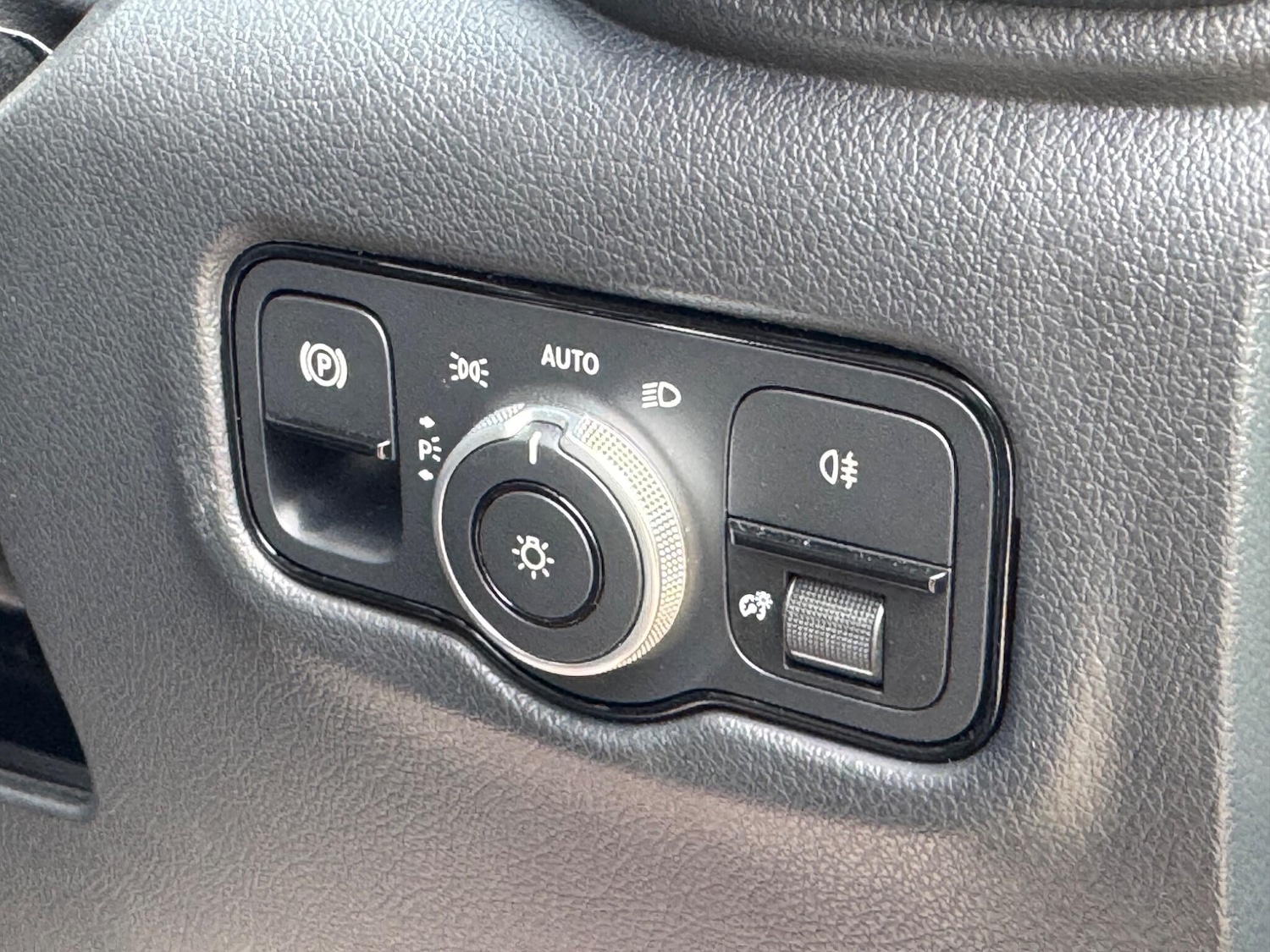 Used Mercedes-Benz Vito 2024 for sale - 77839558: Photo 26