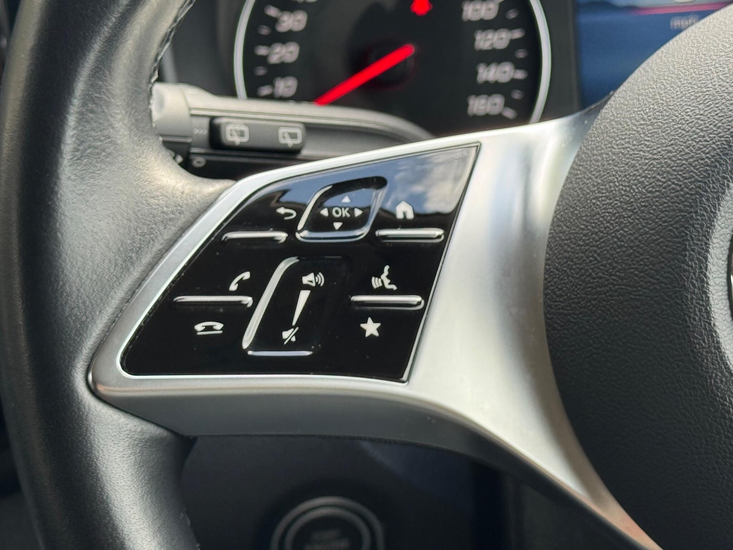 Used Mercedes-Benz Vito 2024 for sale - 77839558: Photo 31