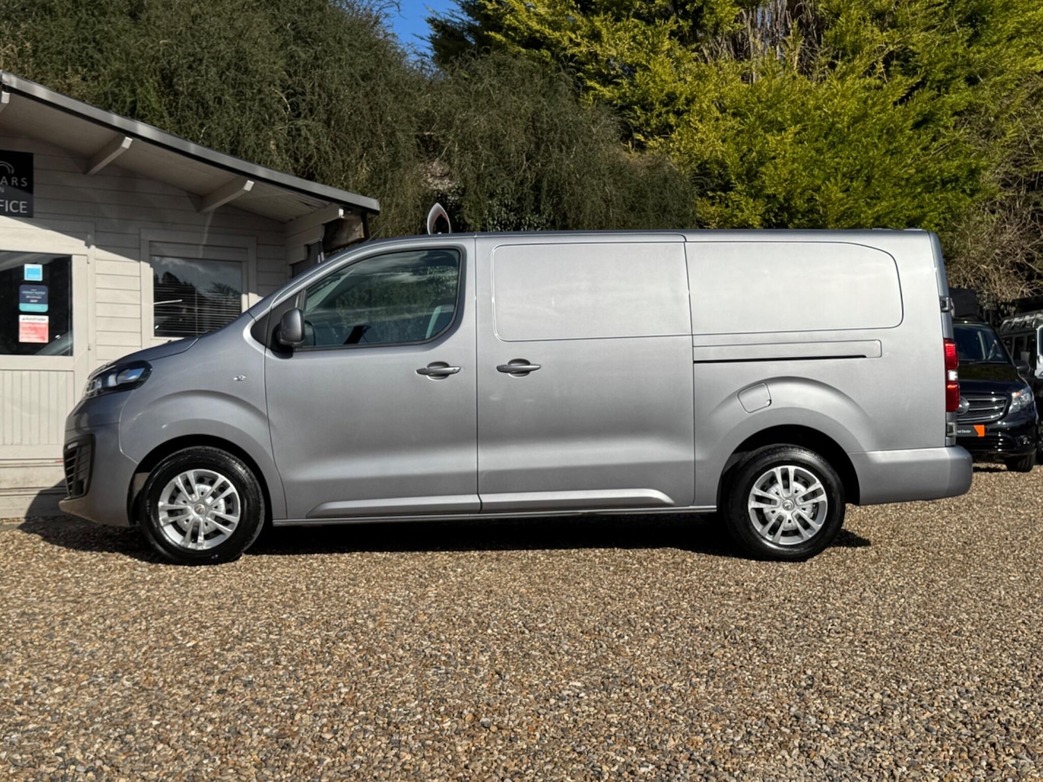 Used Vauxhall Vivaro 2020 for sale - 77892942: Photo 3