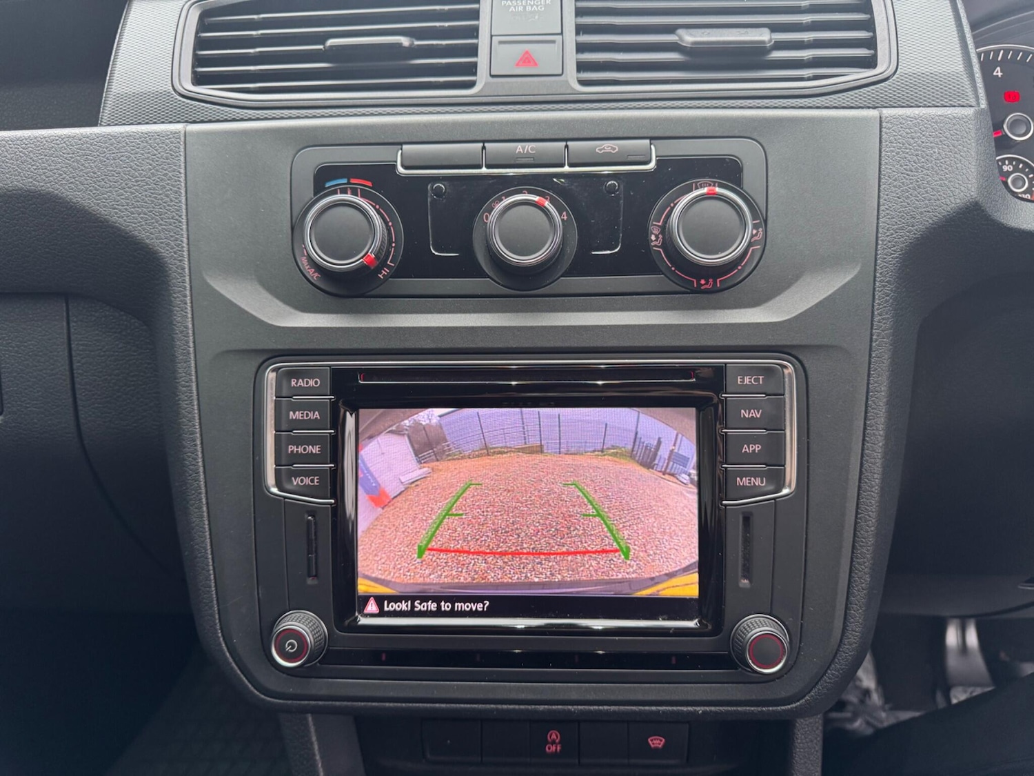 Used Volkswagen Caddy 2018 for sale - 77479175: Photo 18