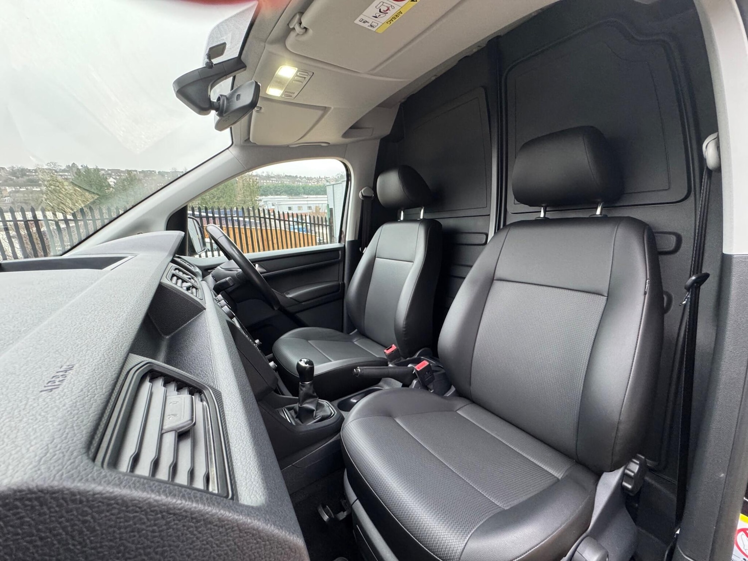 Used Volkswagen Caddy 2018 for sale - 77479175: Photo 2