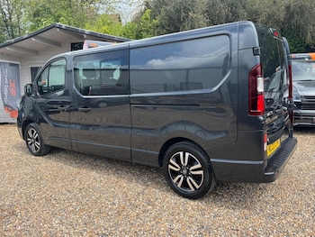 Used Renault Trafic 2023 for sale - 78622288: Photo