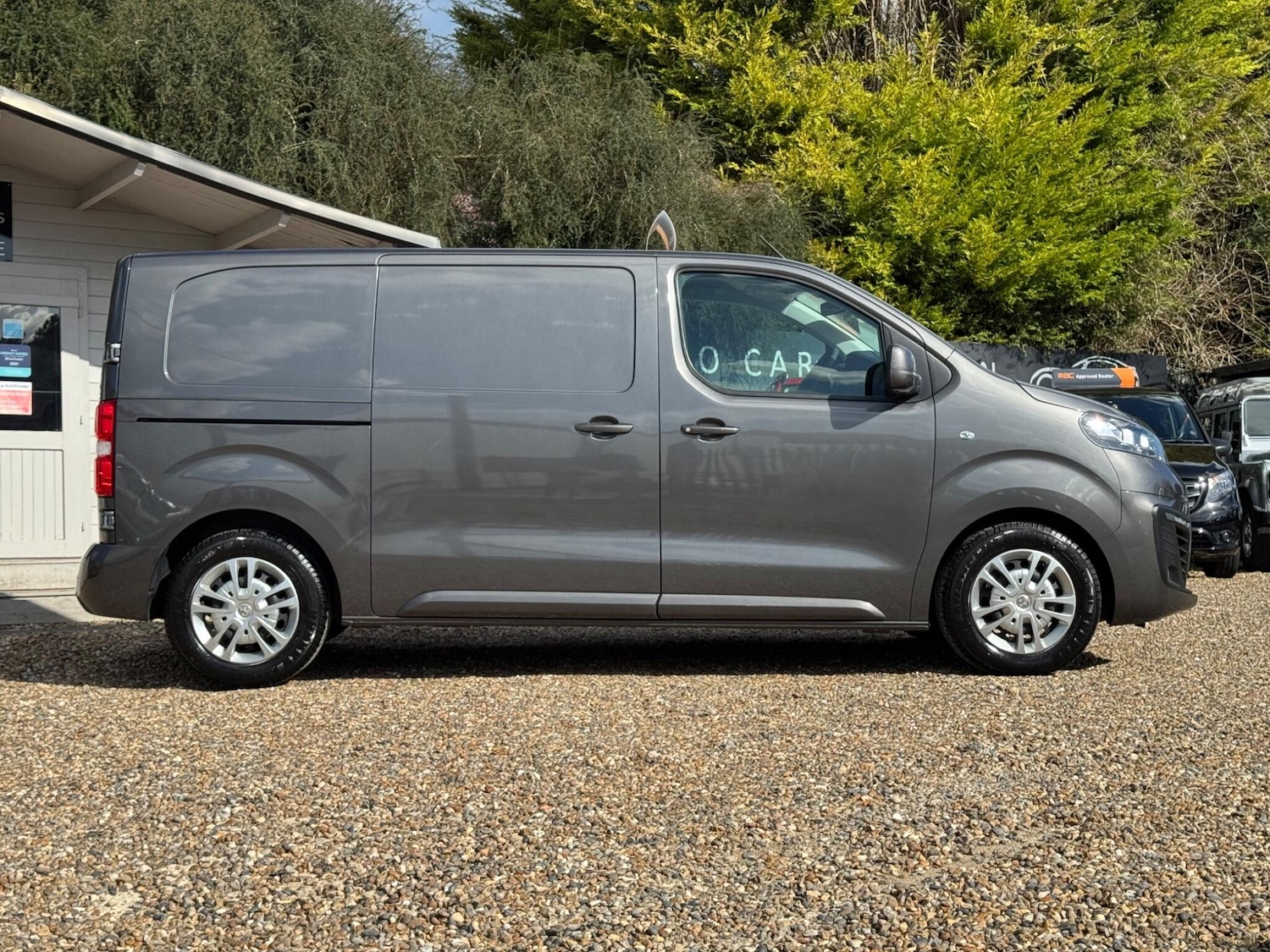 Used Vauxhall Vivaro 2020 for sale - 77892300: Photo 8