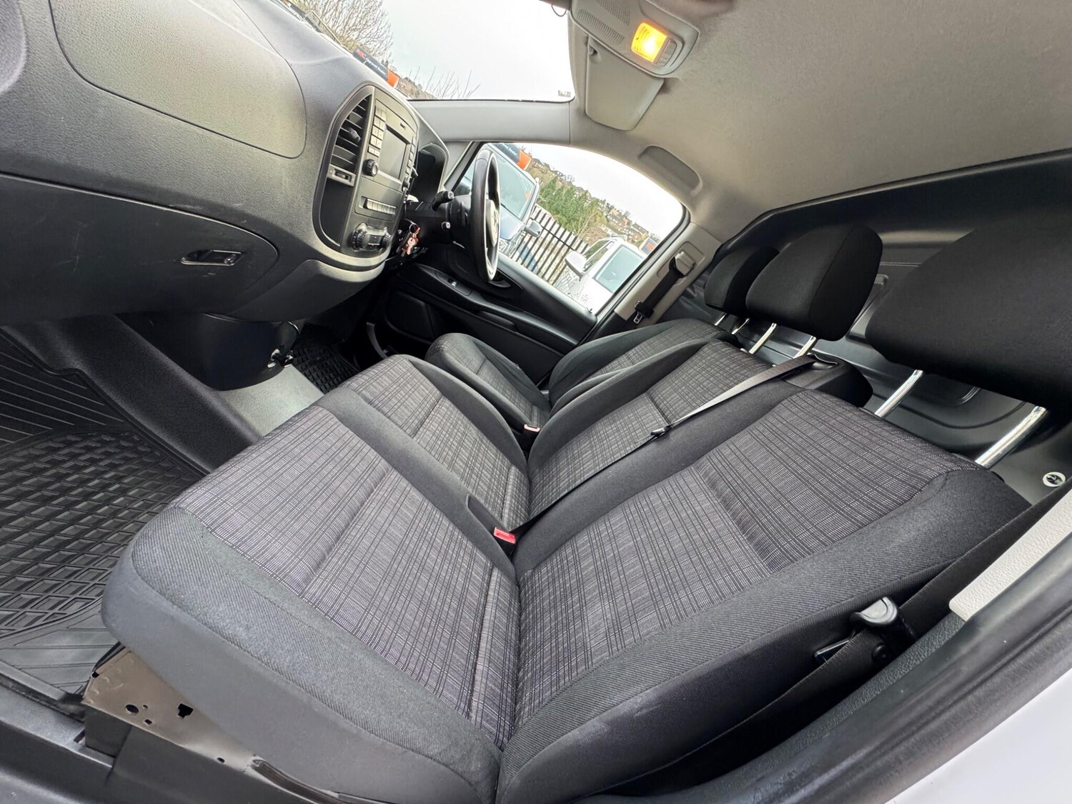 Used Mercedes-Benz Vito 2017 for sale - 77598093: Photo 19