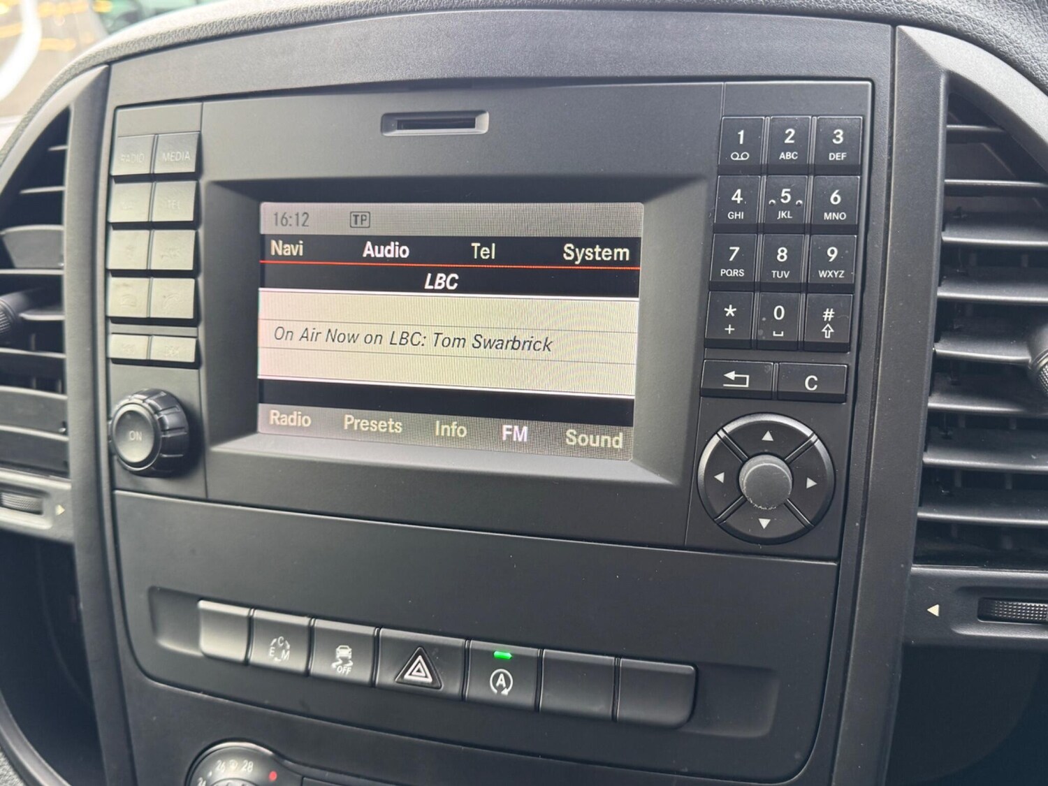 Used Mercedes-Benz Vito 2017 for sale - 77598093: Photo 22