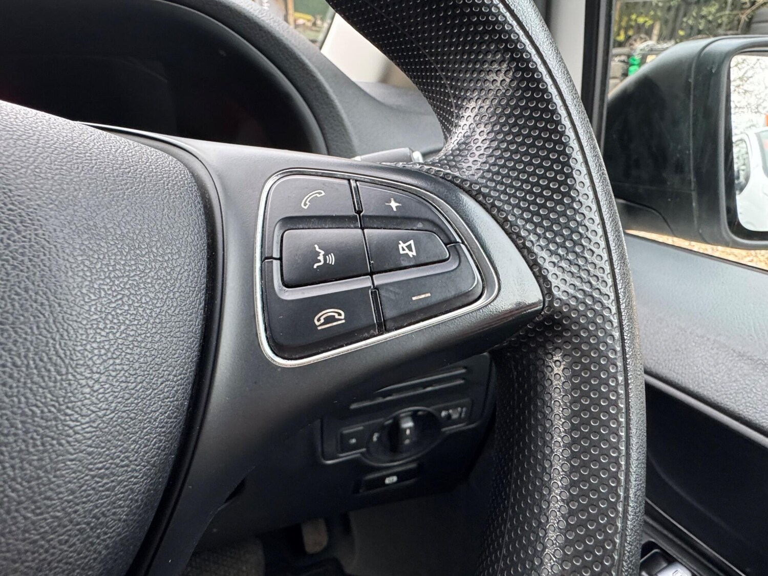 Used Mercedes-Benz Vito 2017 for sale - 77598093: Photo 27