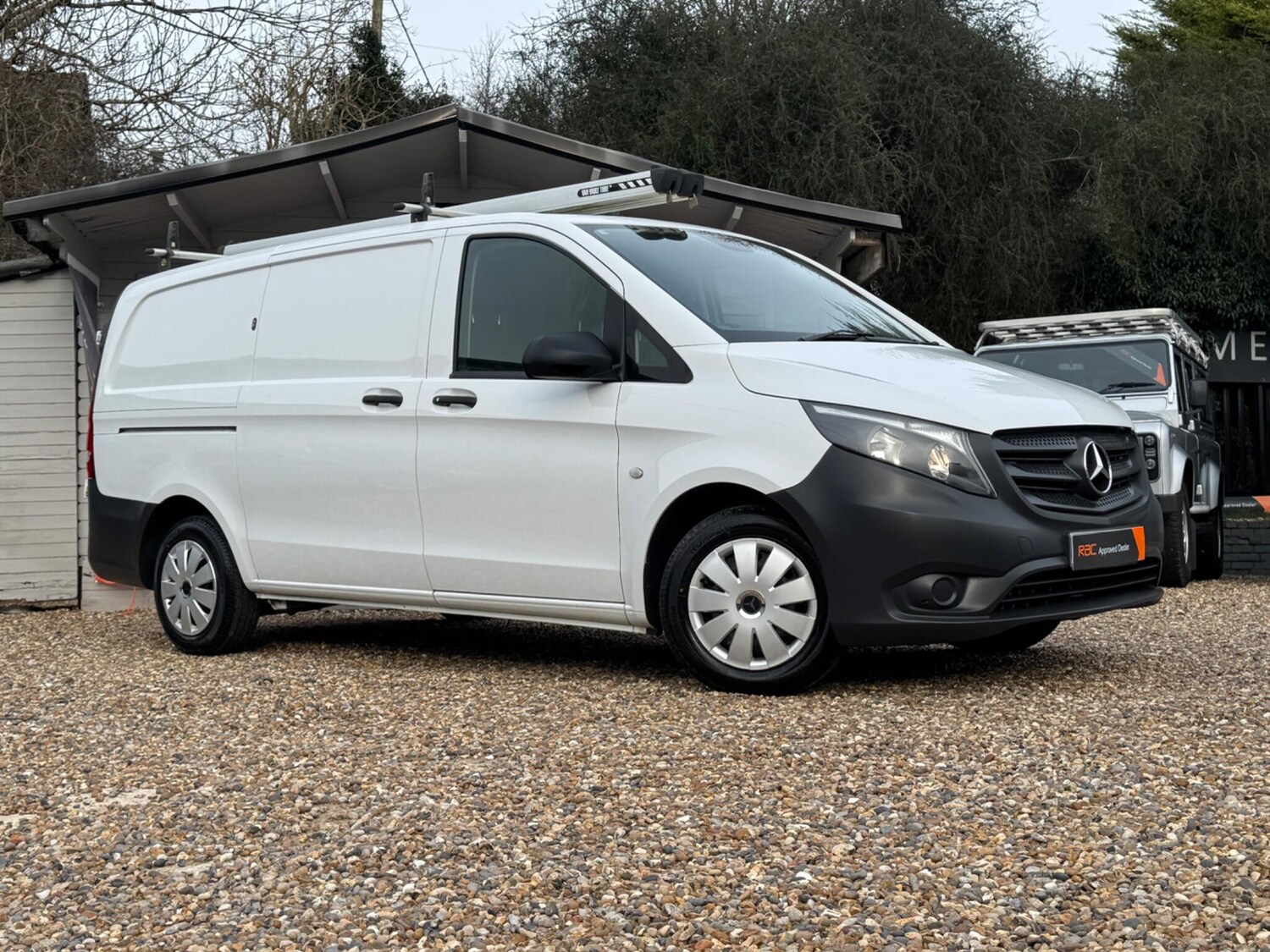 Used Mercedes-Benz Vito 2017 for sale - 77598093: Photo 9