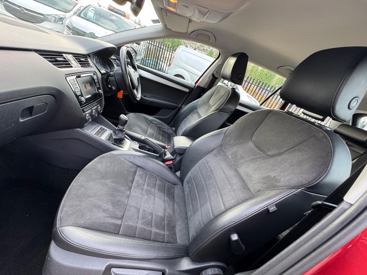 Used Skoda Octavia 2015 for sale - 77119930: Photo 11