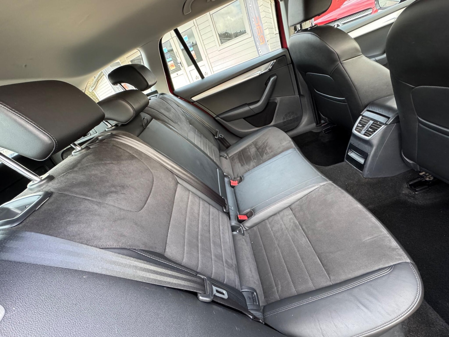 Used Skoda Octavia 2015 for sale - 77119930: Photo 12