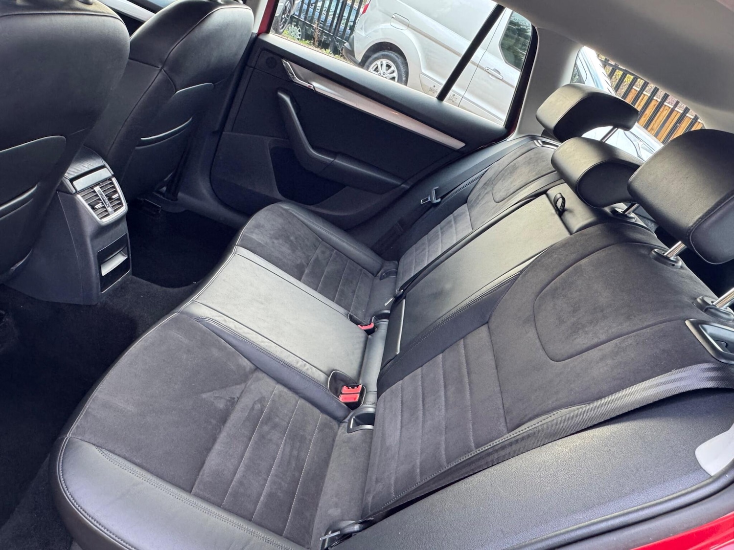 Used Skoda Octavia 2015 for sale - 77119930: Photo 13