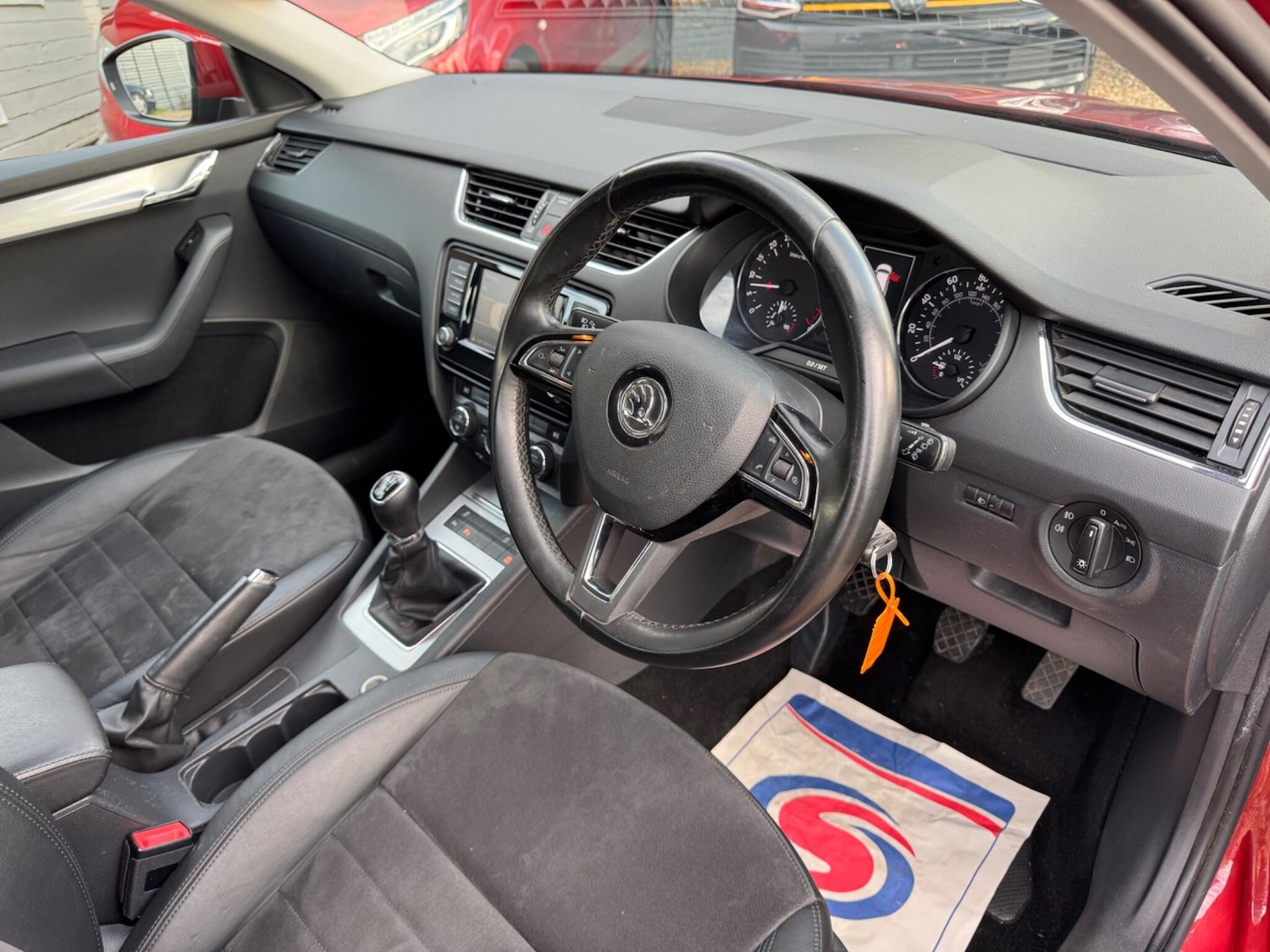 Used Skoda Octavia 2015 for sale - 77119930: Photo 9