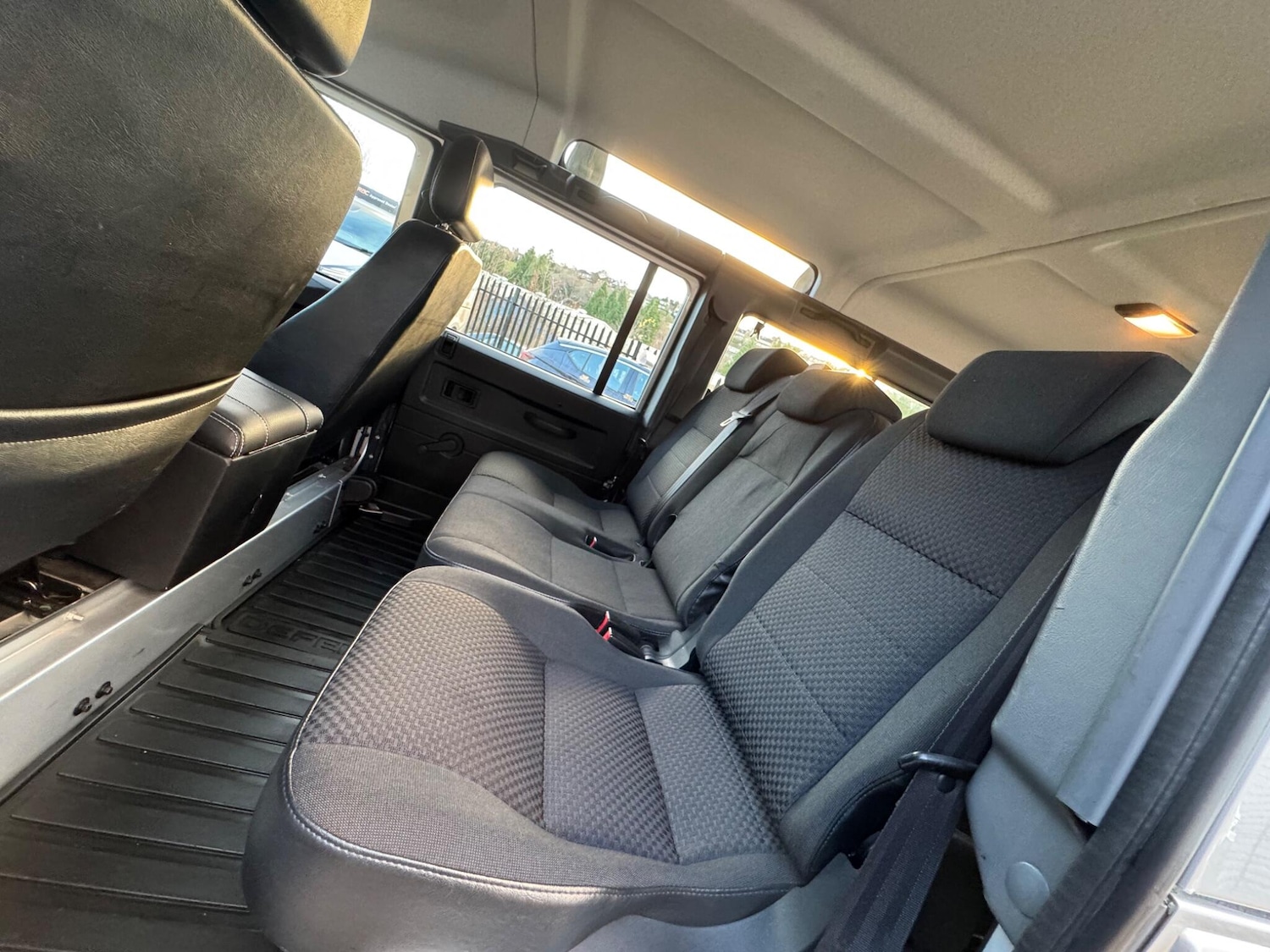 Used Land Rover Defender 2015 for sale - 77130659: Photo 20