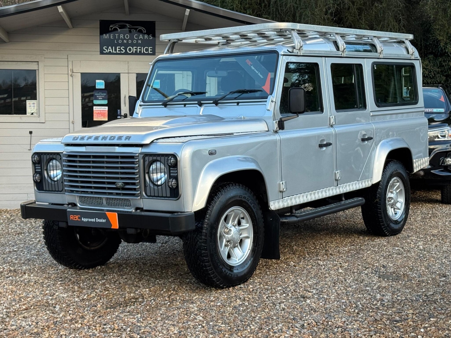 Used Land Rover Defender 2015 for sale - 77130659: Photo 7