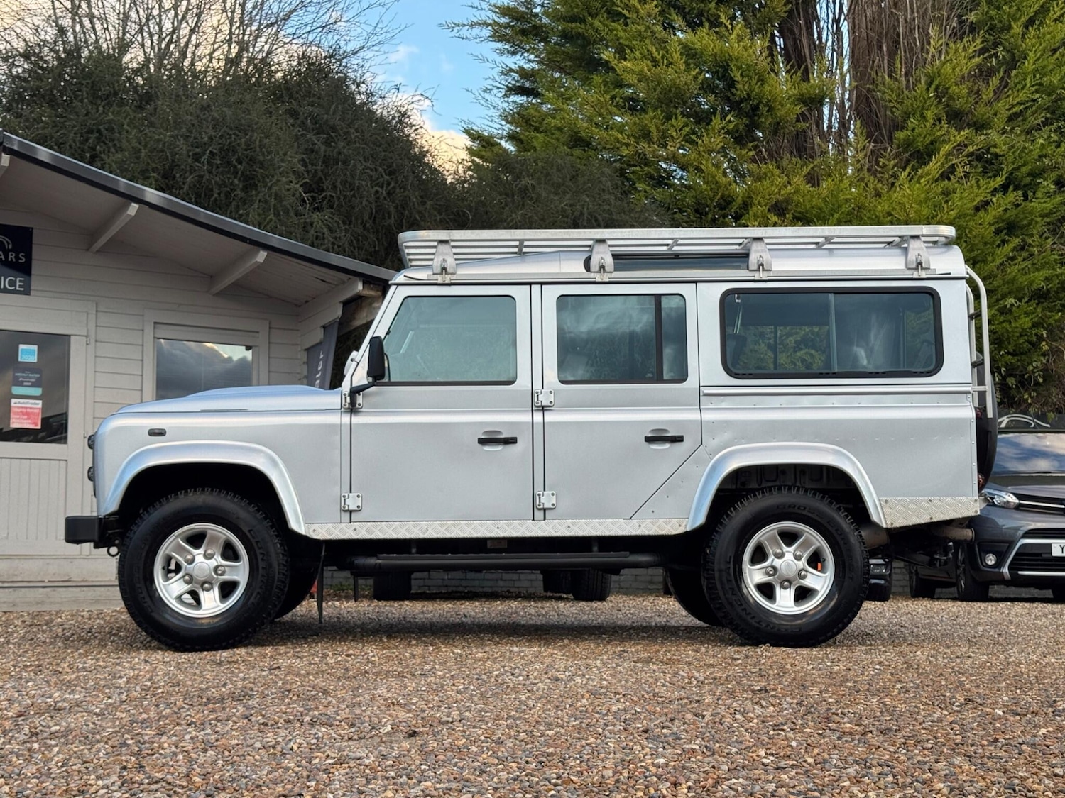 Used Land Rover Defender 2015 for sale - 77130659: Photo 9