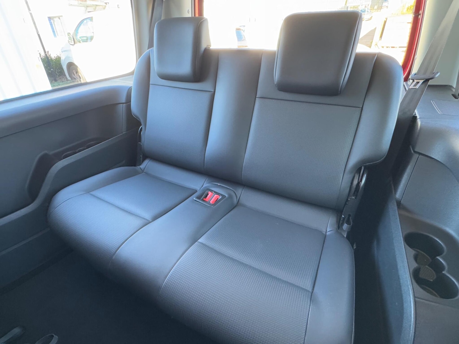 Used Volkswagen Caddy Maxi Life 2019 for sale - 76189620: Photo 18
