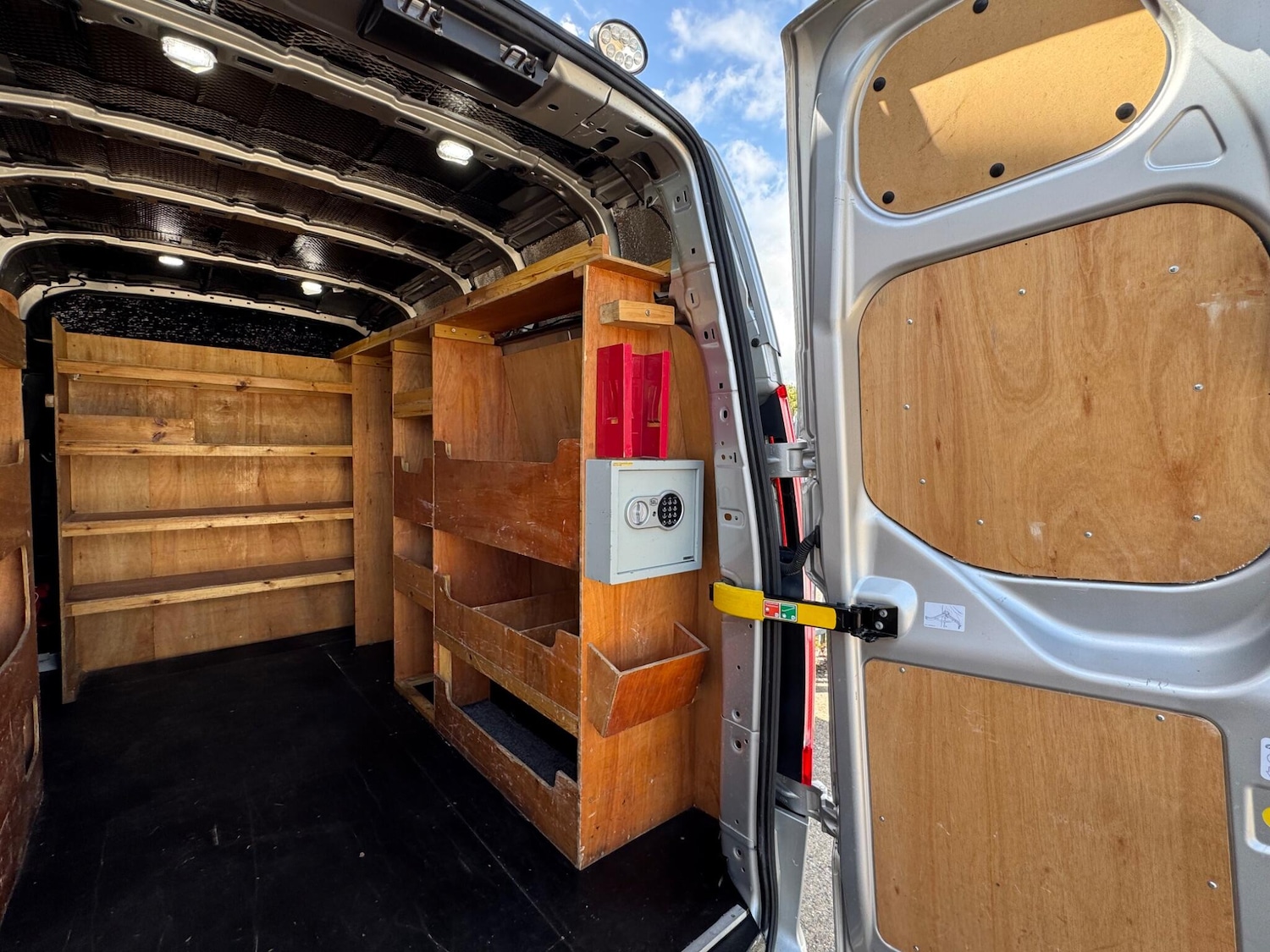 Used Ford Transit Custom 2022 for sale - 77574057: Photo 37